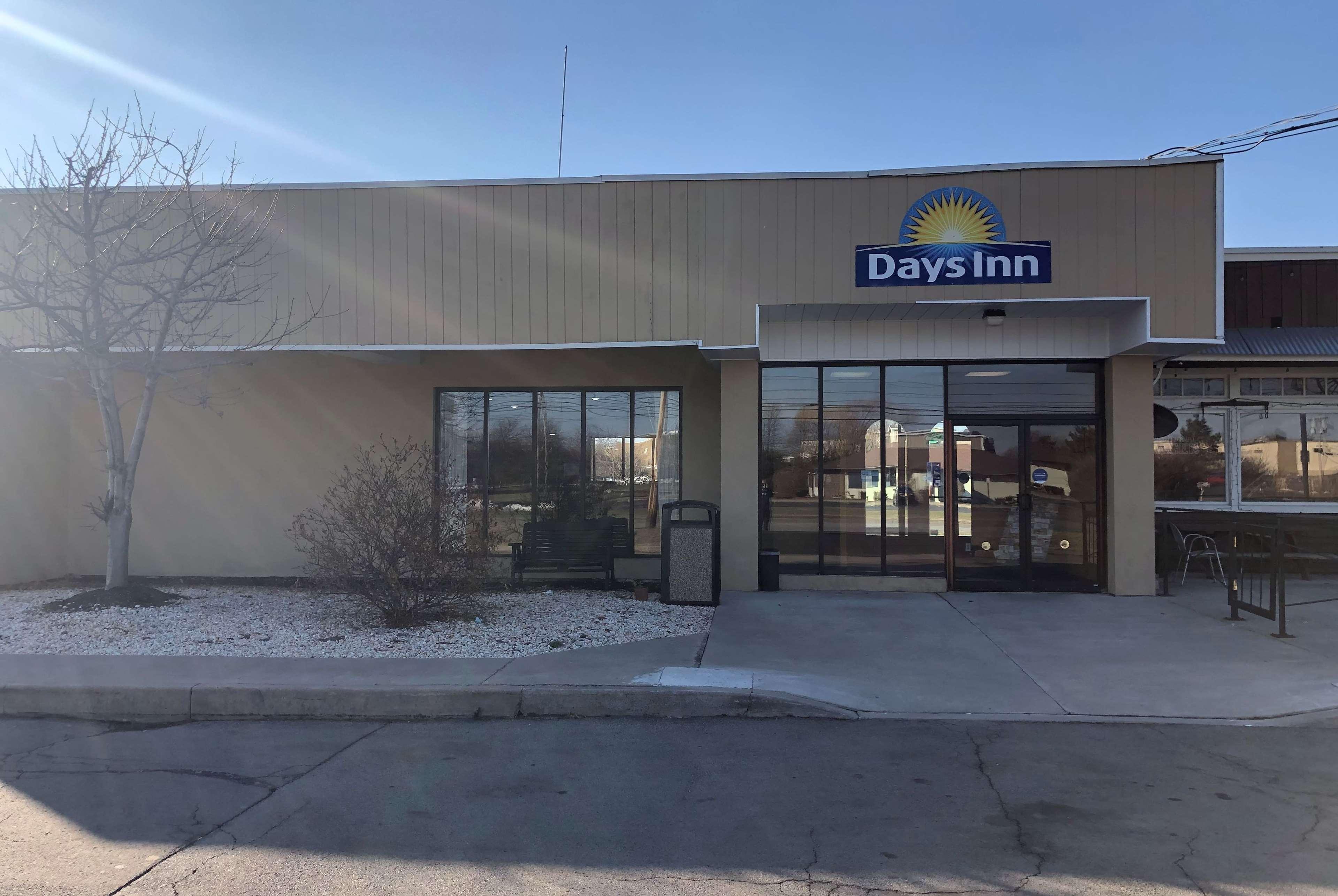 Days Inn By Wyndham Henrietta/Rochester Area Exterior foto